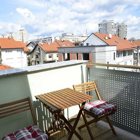 Simpa Stan U Potkrovlju Zagabria Esterno foto